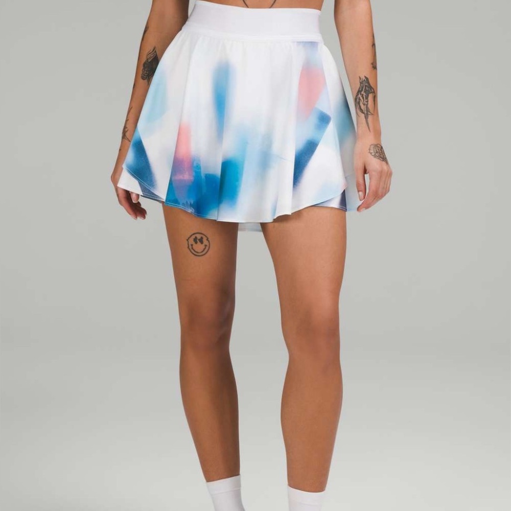 Lululemon Court Rival High Rise Skirt Women’s Size 14